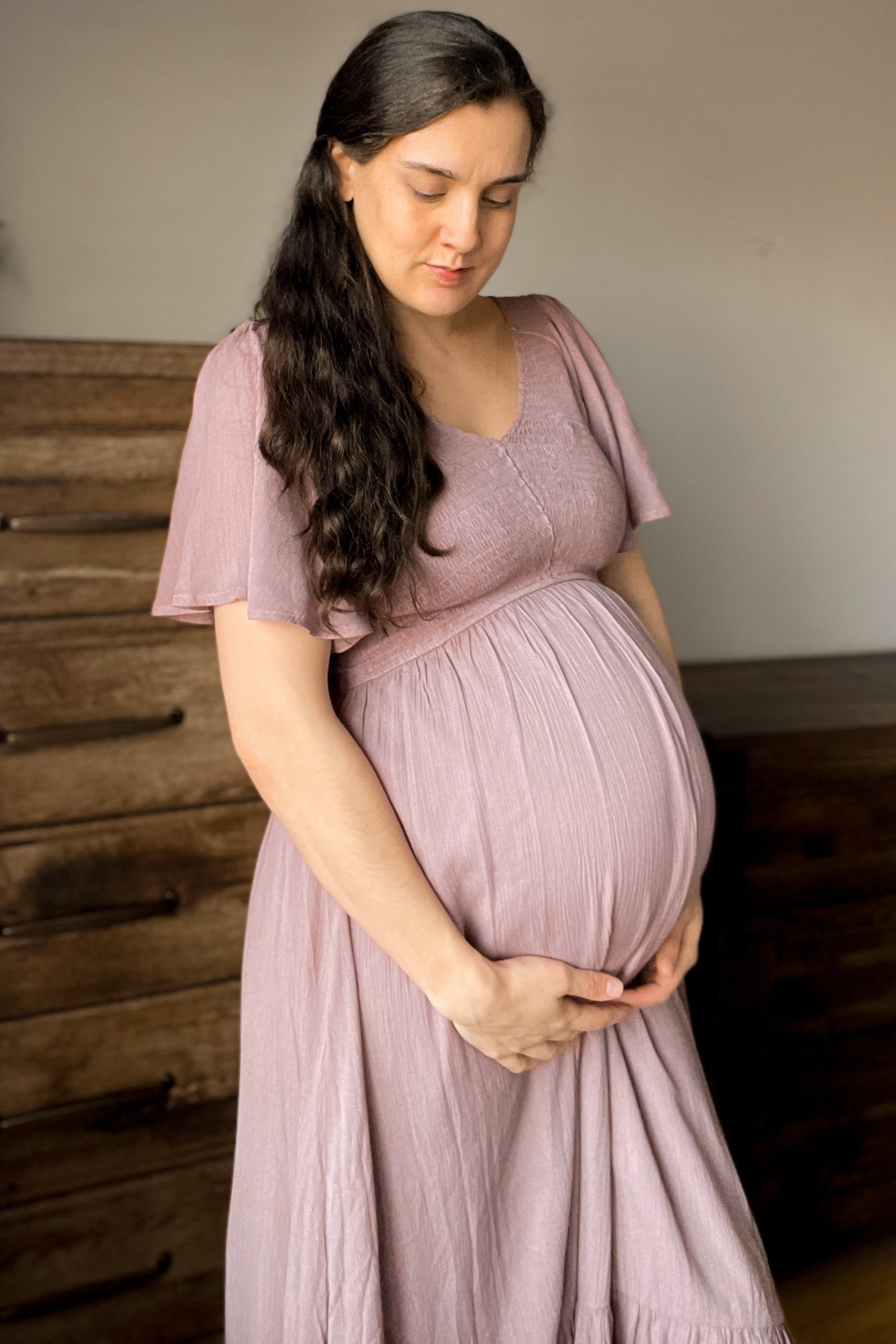 Mauve Smocked V-Neck Maternity Midi Dress